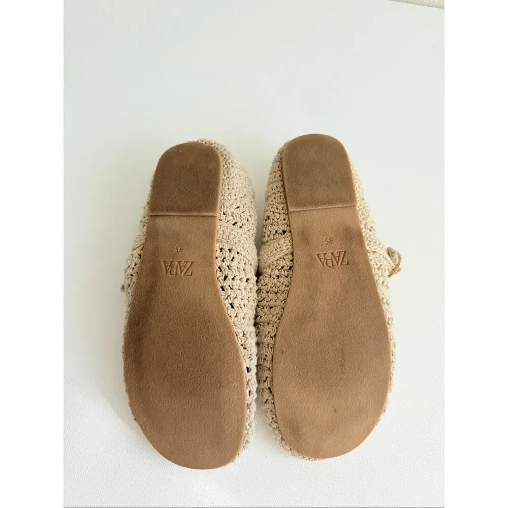 Zara Crochet Ballet Flat Girl’s size 35 / 3 US